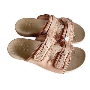 vionic sarah sports strappy slip on slide sandals size 9, blush pink